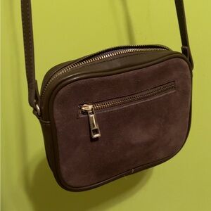 Chic Suede Crossbody Bag in Brown